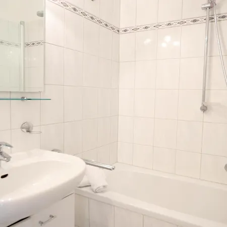 Gemuetliches 2-zimmer-appartement Mit Balkon.