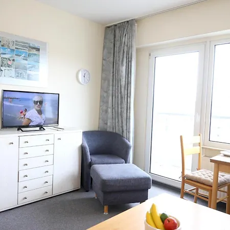 Apartment Gemuetliches 2-zimmer-appartement Mit Balkon. *