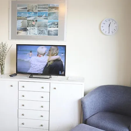 Gemuetliches 2-zimmer-appartement Mit Balkon. * Vesterland