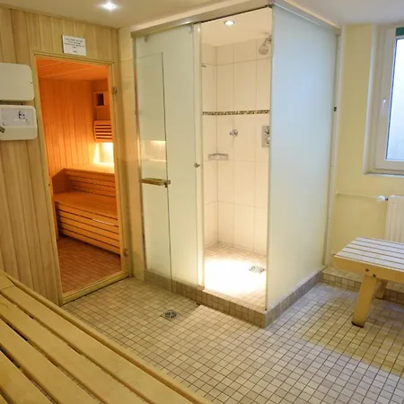Gemuetliches 2-zimmer-appartement Mit Balkon. Apartment